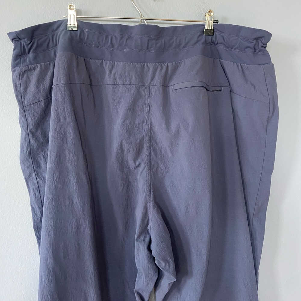 ๐SOLD Athleta Trekke North Jogger Pants in Midevil Violet Size 26 - Picture 5 of 8